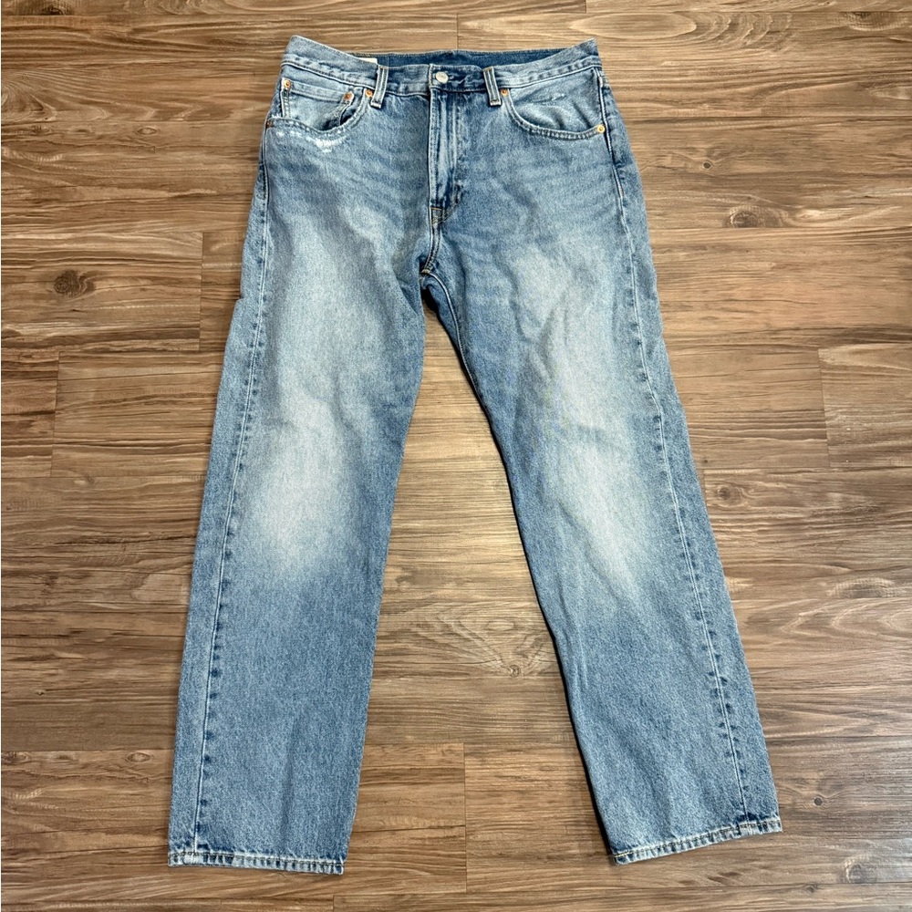 Levi’s premium 551 in light wash faded blue